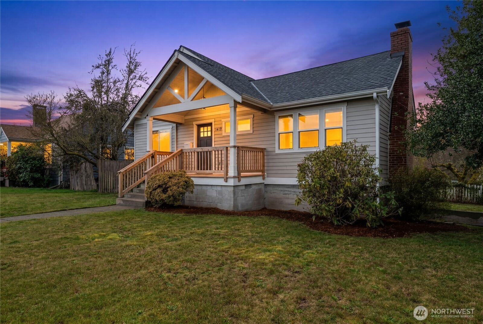 Property Photo:  1419  High Avenue  WA 98337 