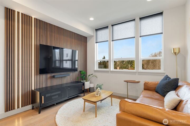 Property Photo: 5030 Sand Point Place NE B WA 98105