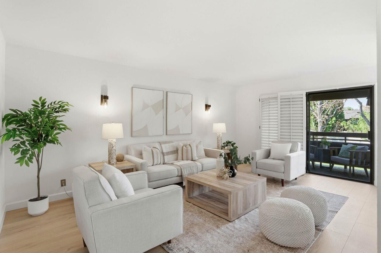 Property Photo:  765 San Antonio Road 48  CA 94303 