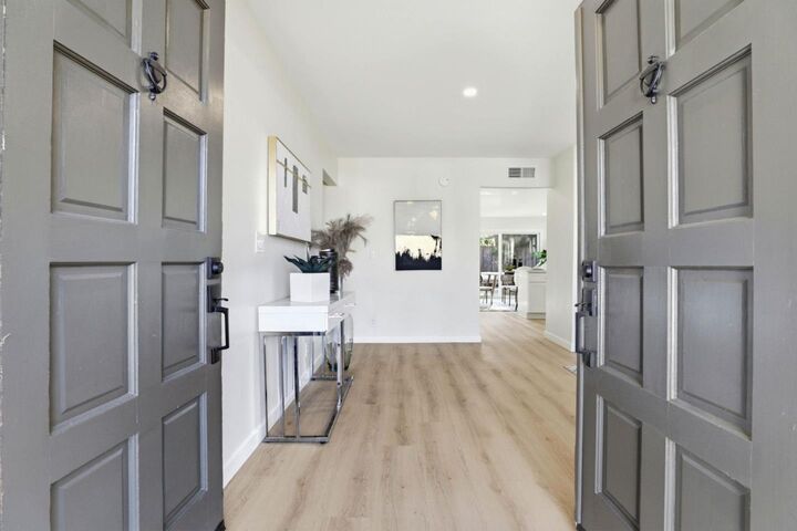 Property Photo:  124 Biddleford Court  CA 95139 