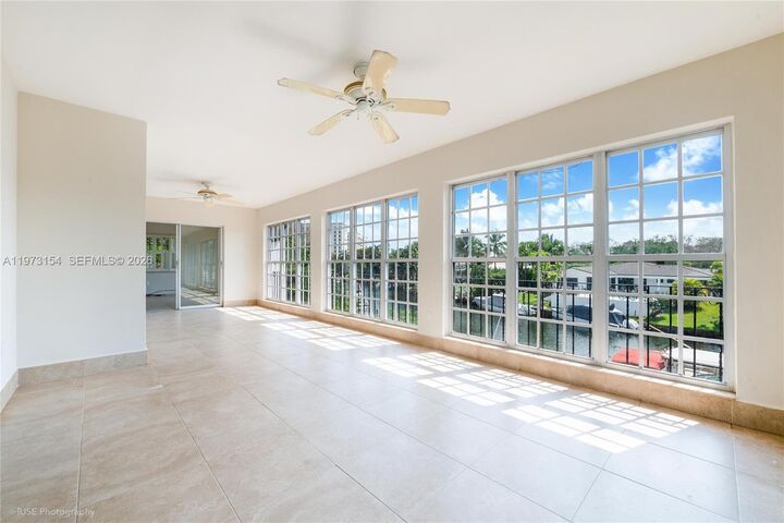 Property Photo:  1265 S Alhambra Cir B  FL 33146 