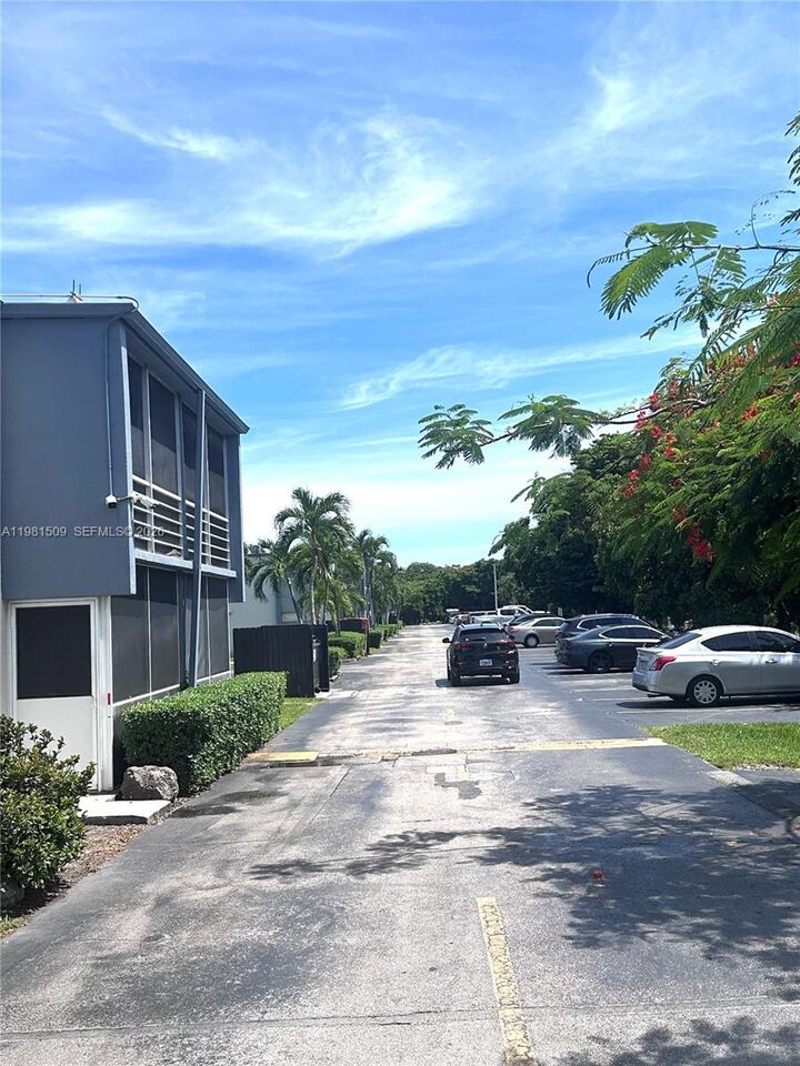 Property Photo:  8794 SW 12th St 105  FL 33174 