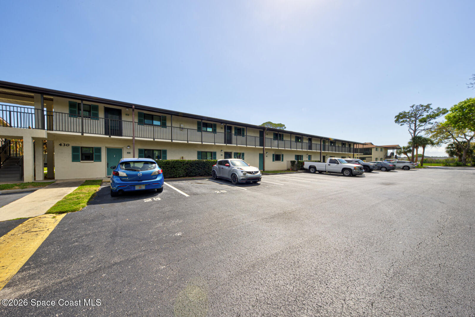 Property Photo: 430 Breakwater Drive FL 32952