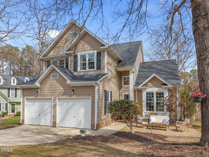 Property Photo:  5512 Banwell Place  NC 27613 