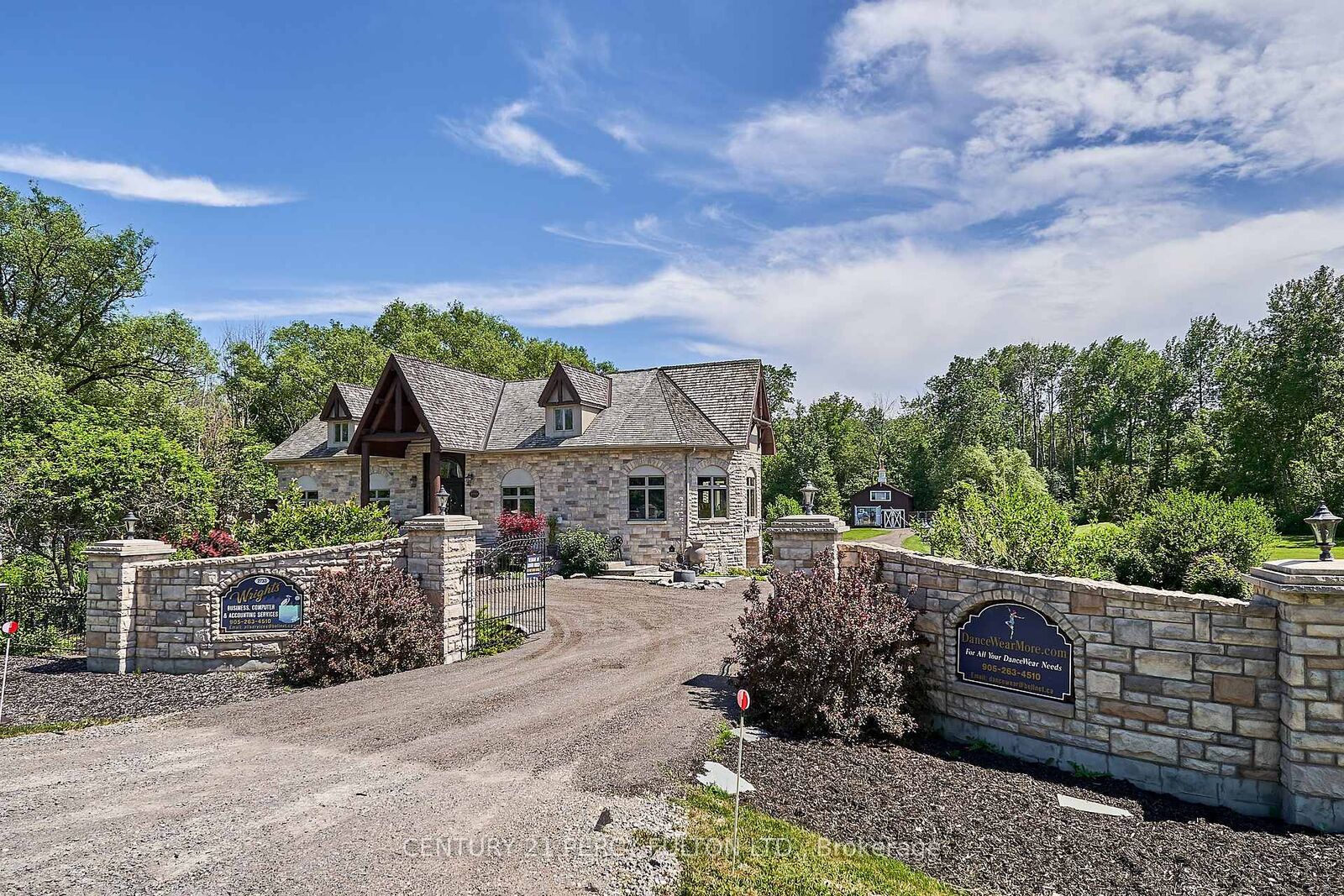 Photo de la propriété:  2733 Taunton Road  ON L1C 7B1 