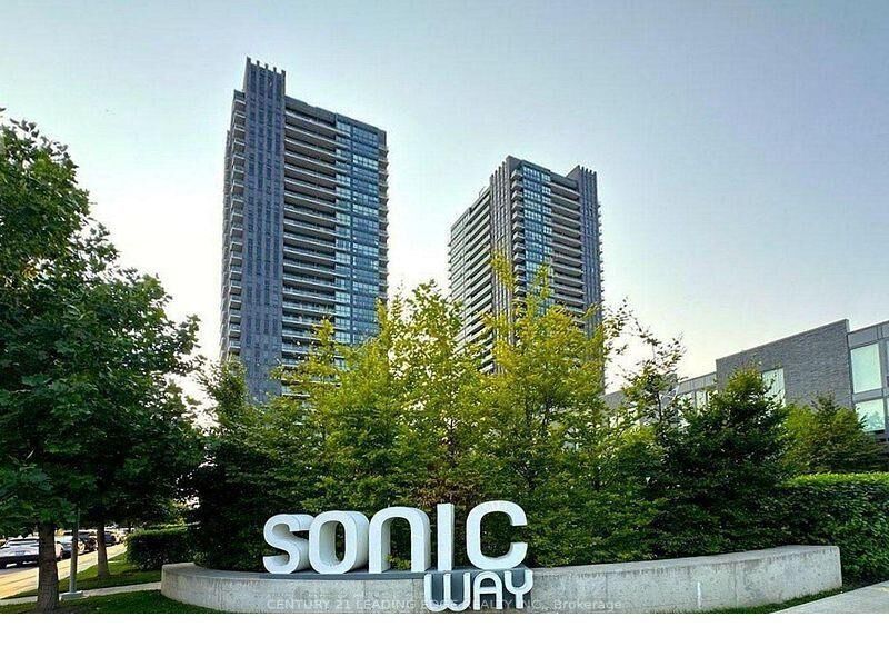 Photo de la propriété:  6 Sonic Way 1504  ON M3C 0P1 