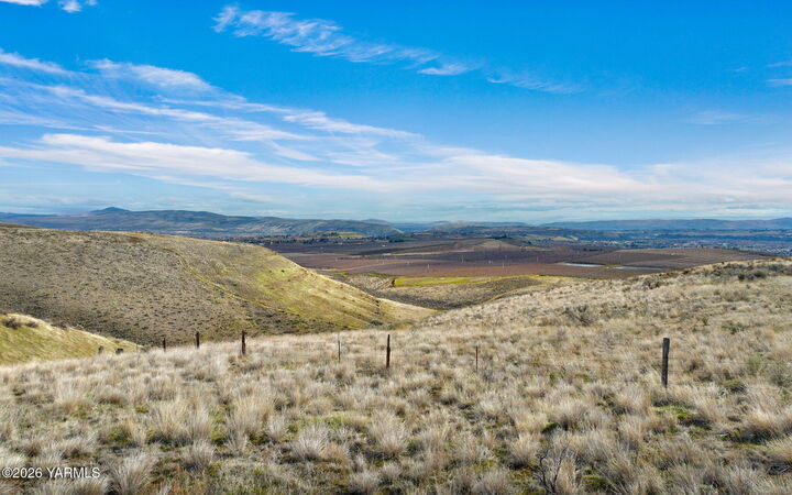 Property Photo:  Nka S Wenas Rd  WA 98942 