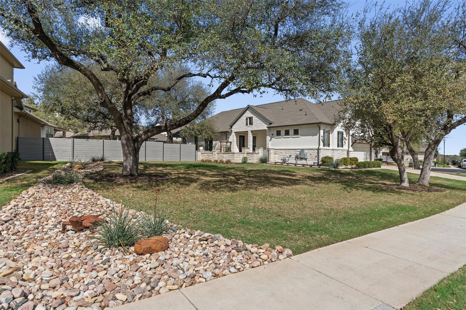 Property Photo:  305 Arrowhead Mound Road  TX 78628 