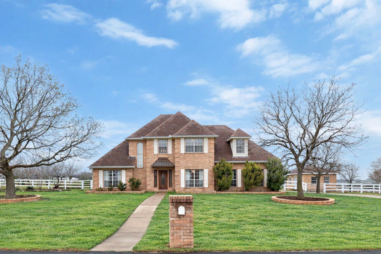 Property Photo:  202 Highpoint Way  TX 78626 