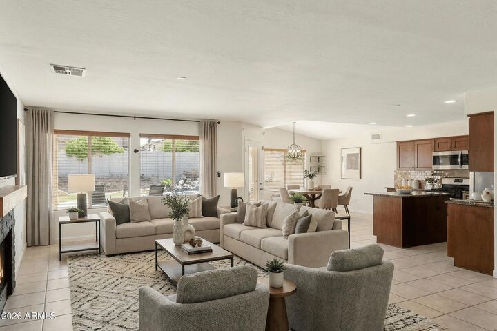 Property Photo:  1723 E Blackhawk Drive E  AZ 85024 
