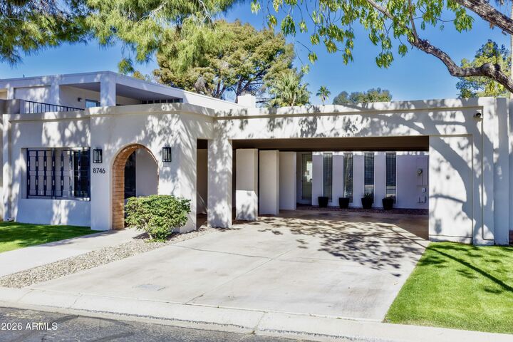 Property Photo:  8746 E Via De Viva Street  AZ 85258 