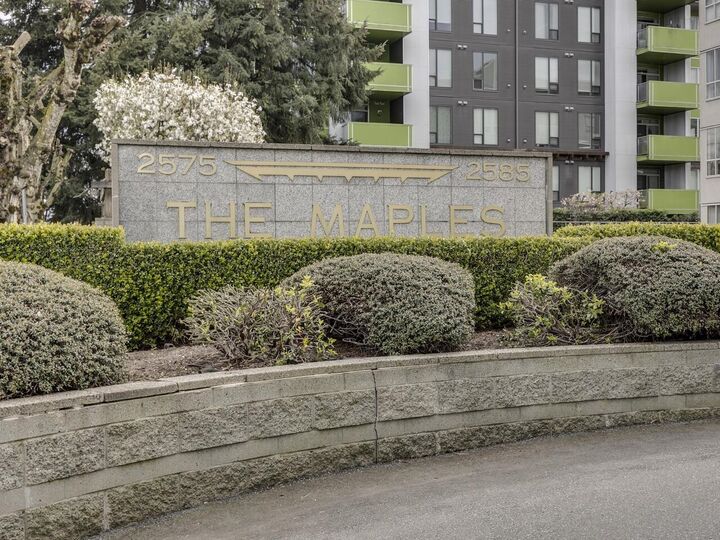 Property Photo: 2585 Ware Street 404 BC V2S 3E2