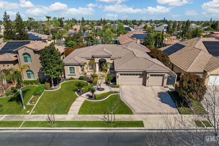 Property Photo:  12606 Bickerstaff Drive  CA 93311 