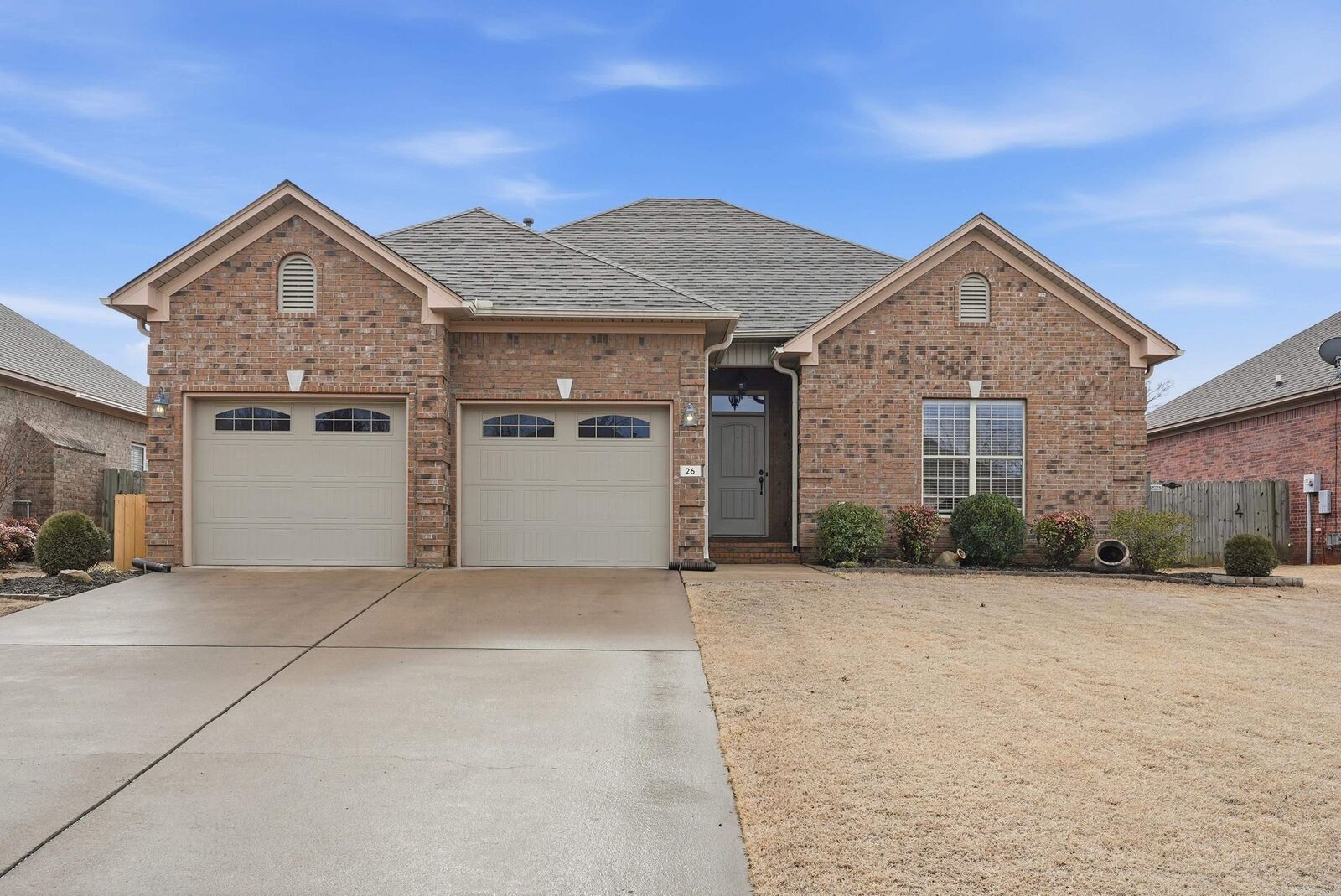 Property Photo:  26 Oak Tree  AR 72034 