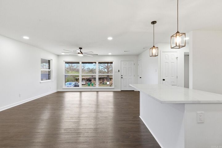 Property Photo:  302 Oak Lane  AR 72205 