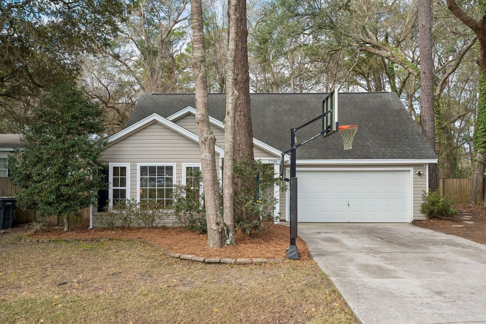 Property Photo:  1728 Barracuda Road  SC 29455 