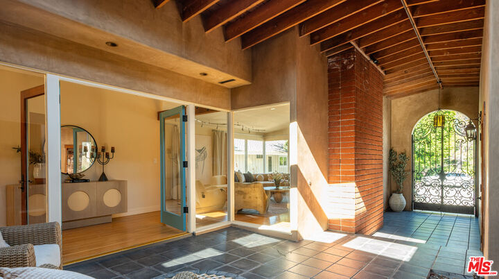 Property Photo:  16141 Bayberry Pl  CA 91403 