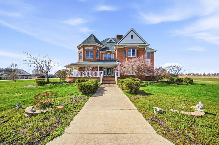 Property Photo:  14380 Prairie Pike  OH 43153 