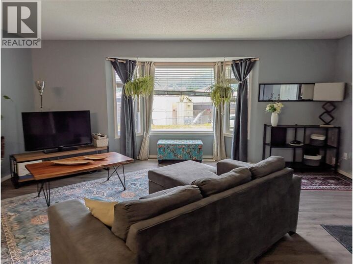 Property Photo: 710 Ivy Street BC V1N 2G4