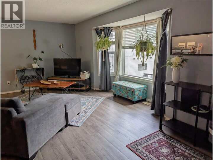 Property Photo:  710 Ivy Street  BC V1N 2G4 