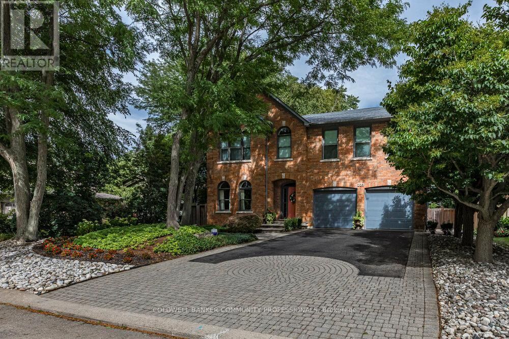 Property Photo:  223 Briar Hill Crescent  ON L9G 3M9 
