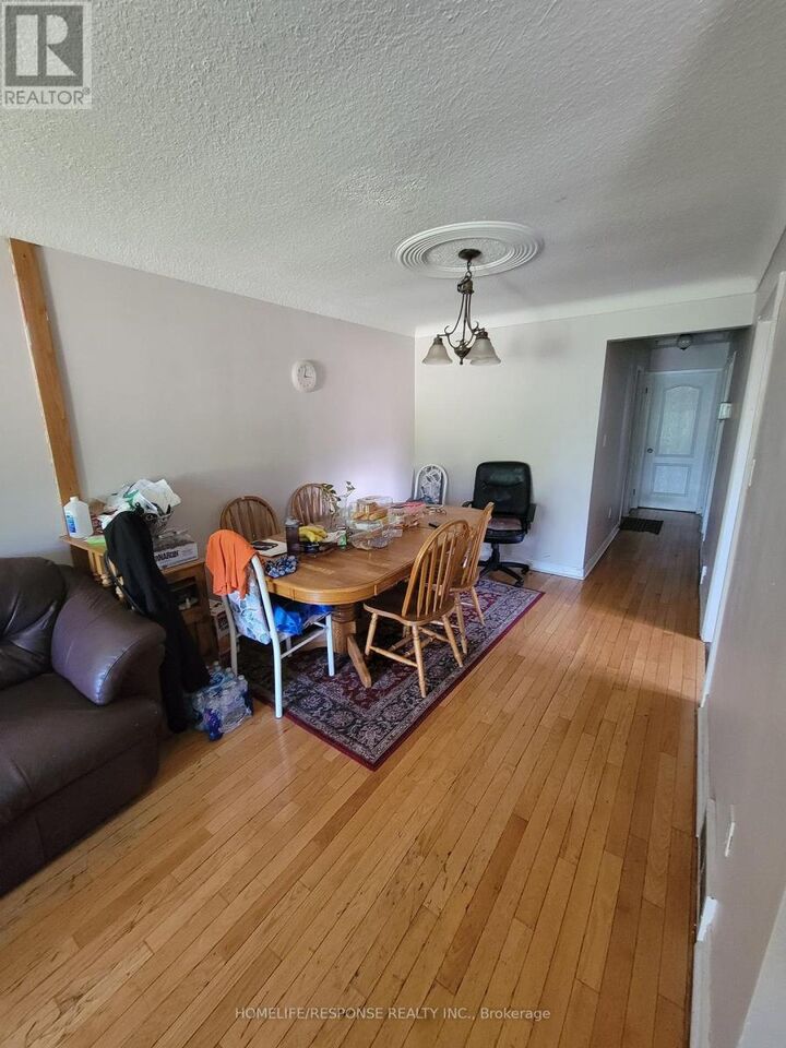 Property Photo:  476 First Avenue  ON L3C 6A7 