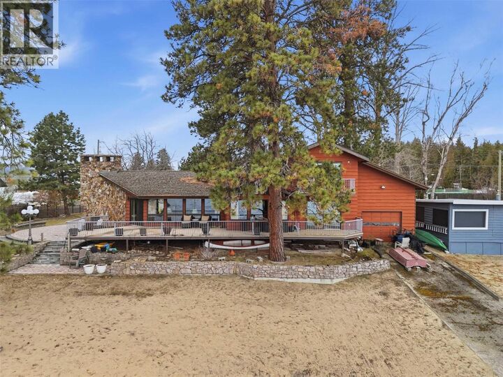 Property Photo: 4128 Express Point Crescent BC V0E 1M5