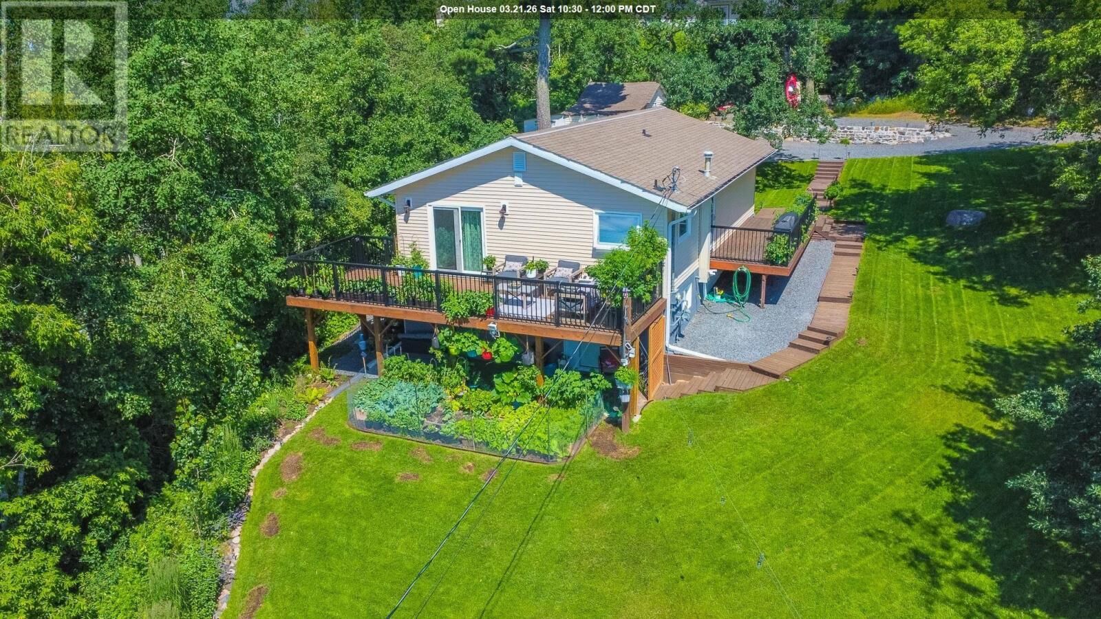 Photo de la propriété: 1414 Beach Road ON P0X 1C0