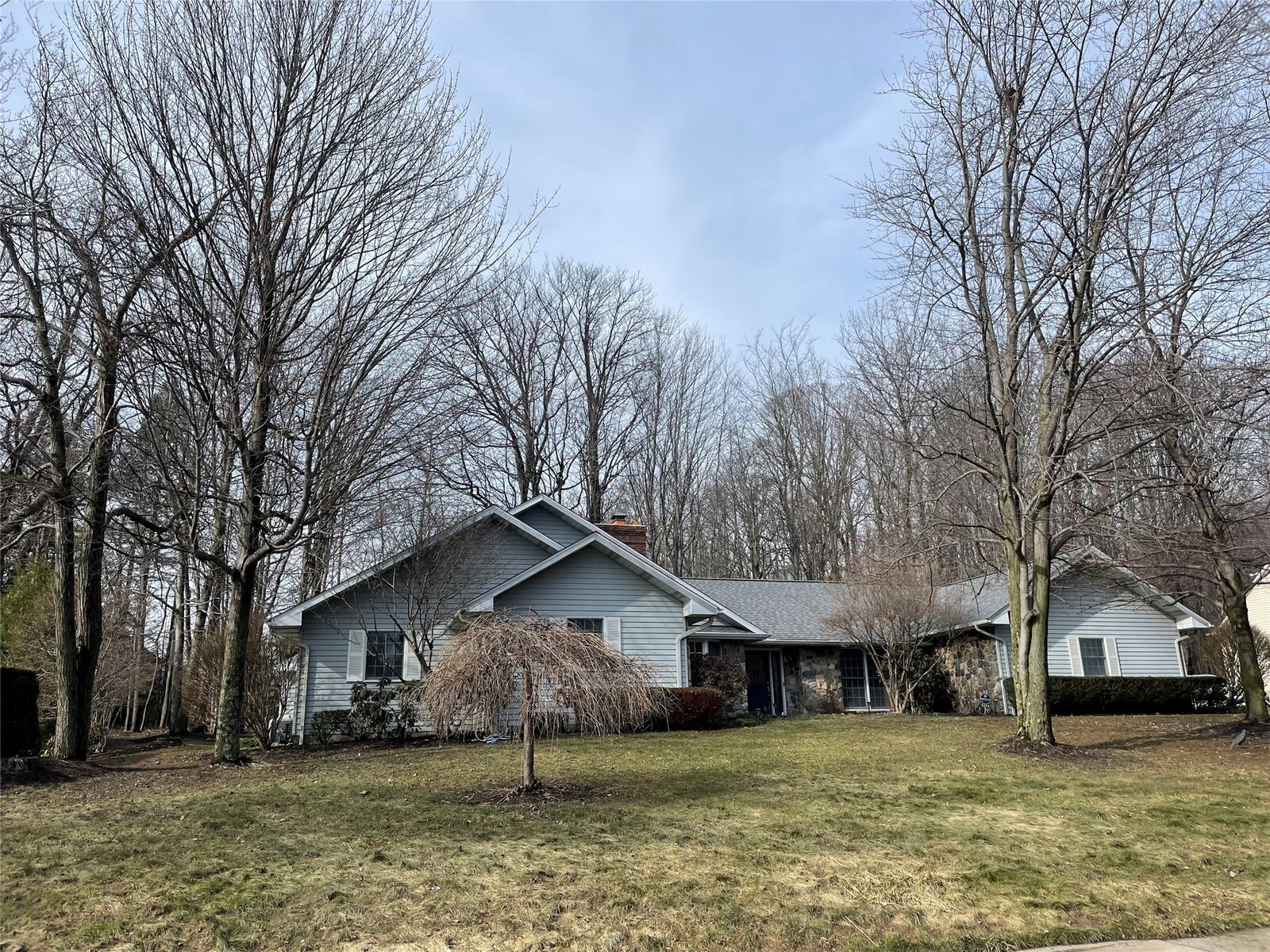 Property Photo:  4254 Prestwick Drive  PA 16506 