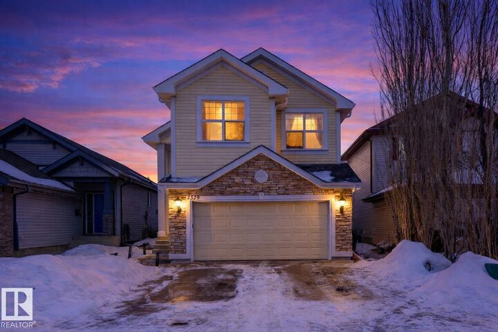 Photo de la propriété:  2529 Hanna Crescent NW  AB T6R 3P7 