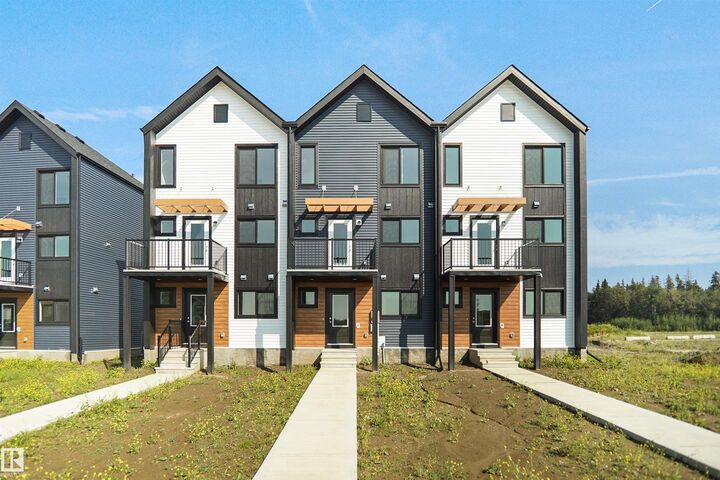 124 Copperhaven Drive — photo 1
