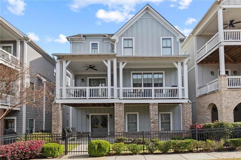 Property Photo:  1916 Red Eagle Walk  GA 30318 