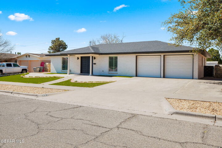 Property Photo:  333 El Puente Drive  TX 79912 