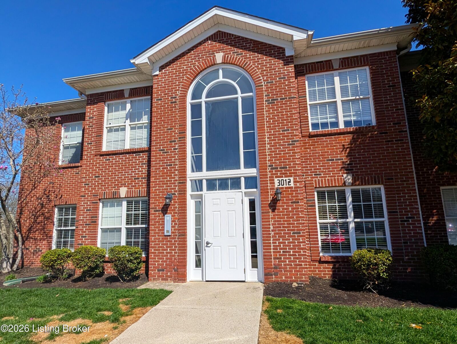 Property Photo:  3012 Clevan Way 102  KY 40220 