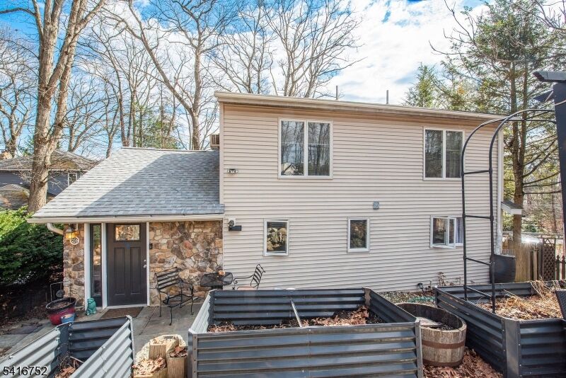 Property Photo:  135 Breakneck Rd  NJ 07422 