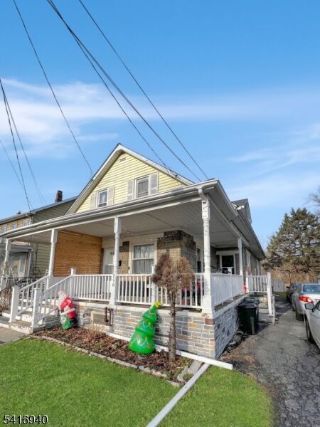 Property Photo:  298 Maple Ave  NJ 08865 