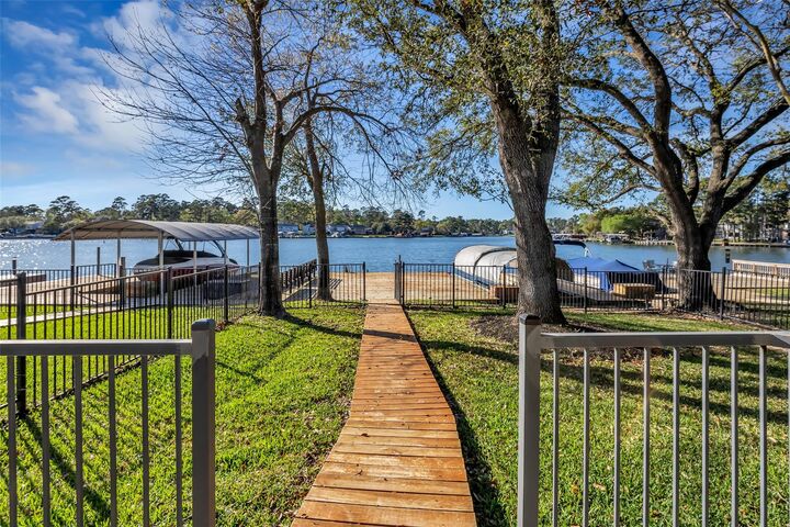 Property Photo:  11651 Twain Drive  TX 77356 