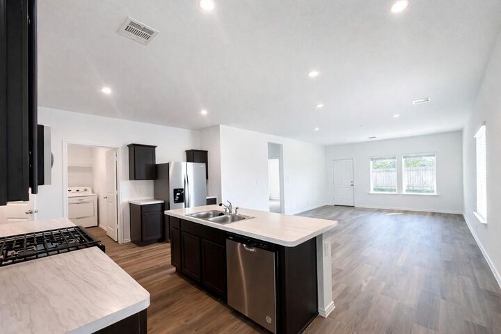 Property Photo:  1739 Royal Rim Drive  TX 77014 