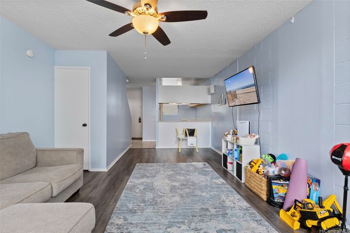 Property Photo:  46-280 Kahuhipa Street B204  HI 96744 