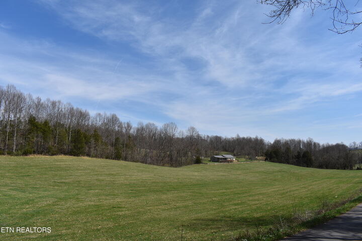 Property Photo:  1847 Mount Zion Rd  TN 37879 