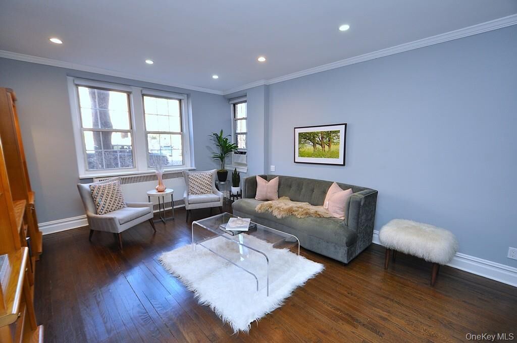 Property Photo:  253 Garth Road 1T  NY 10583 