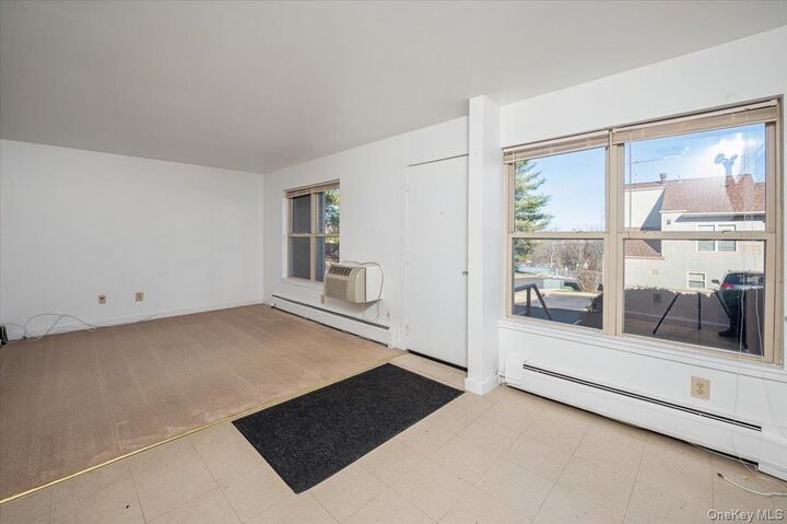 Property Photo: 501 Maplewood Gardens NY 10954