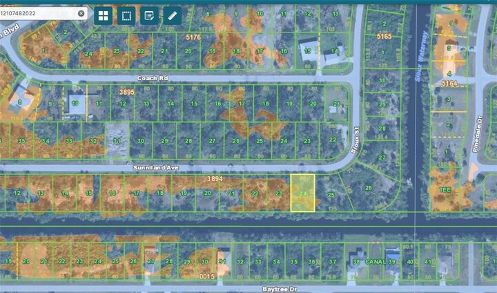 Property Photo: 12515 Sunniland Avenue FL 33981