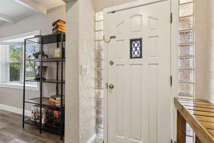 Property Photo: 4701 Goddard Avenue FL 32804