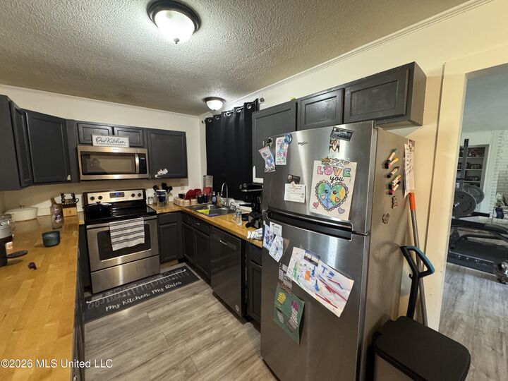 Property Photo:  113 Fore Street  MS 39503 