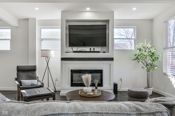 Property Photo: 1131 Jefferson Avenue IN 46201
