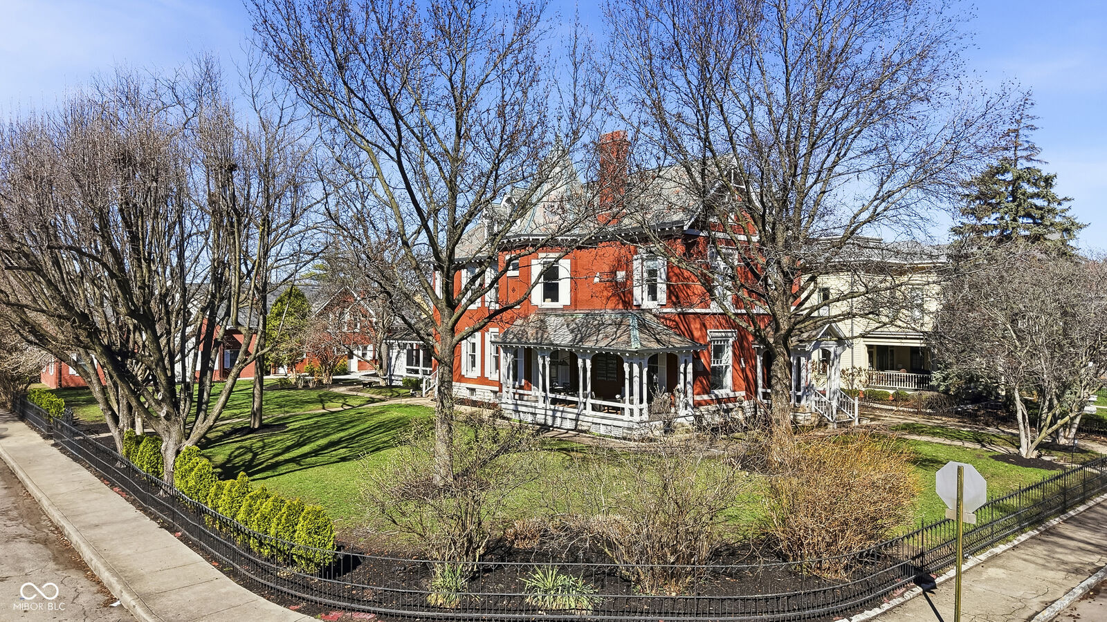 Property Photo: 1504 N Park Avenue IN 46202