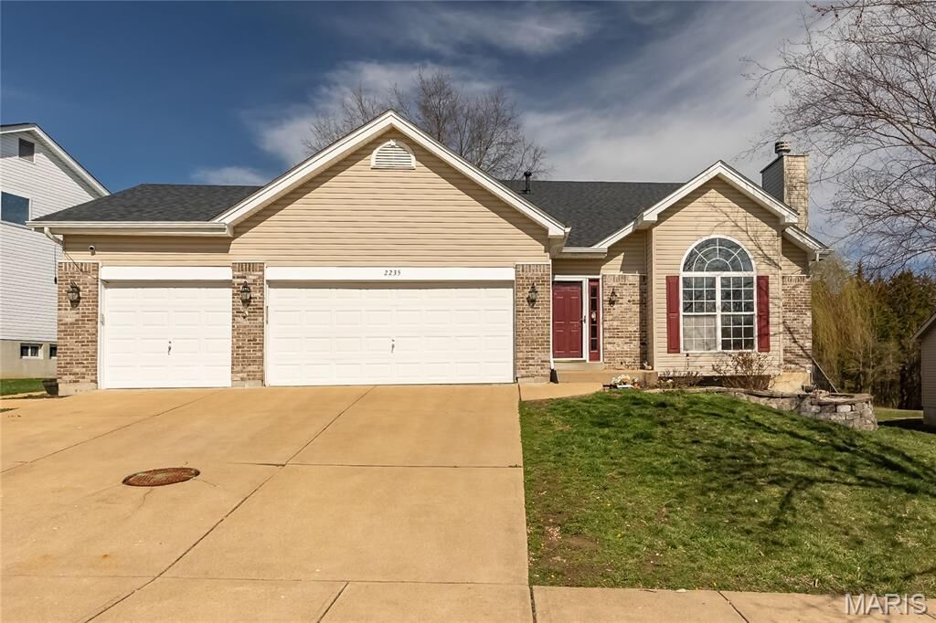 Property Photo:  2235 Silver Lake Estates Drive  MO 63069 