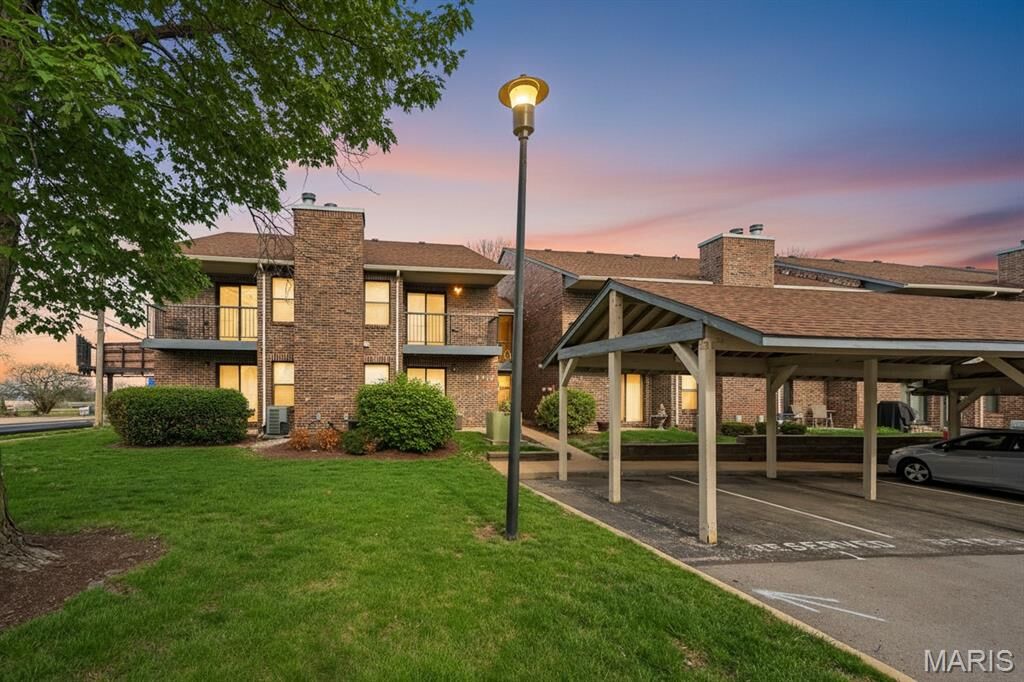 Property Photo:  2303 Kratky Road B  MO 63114 