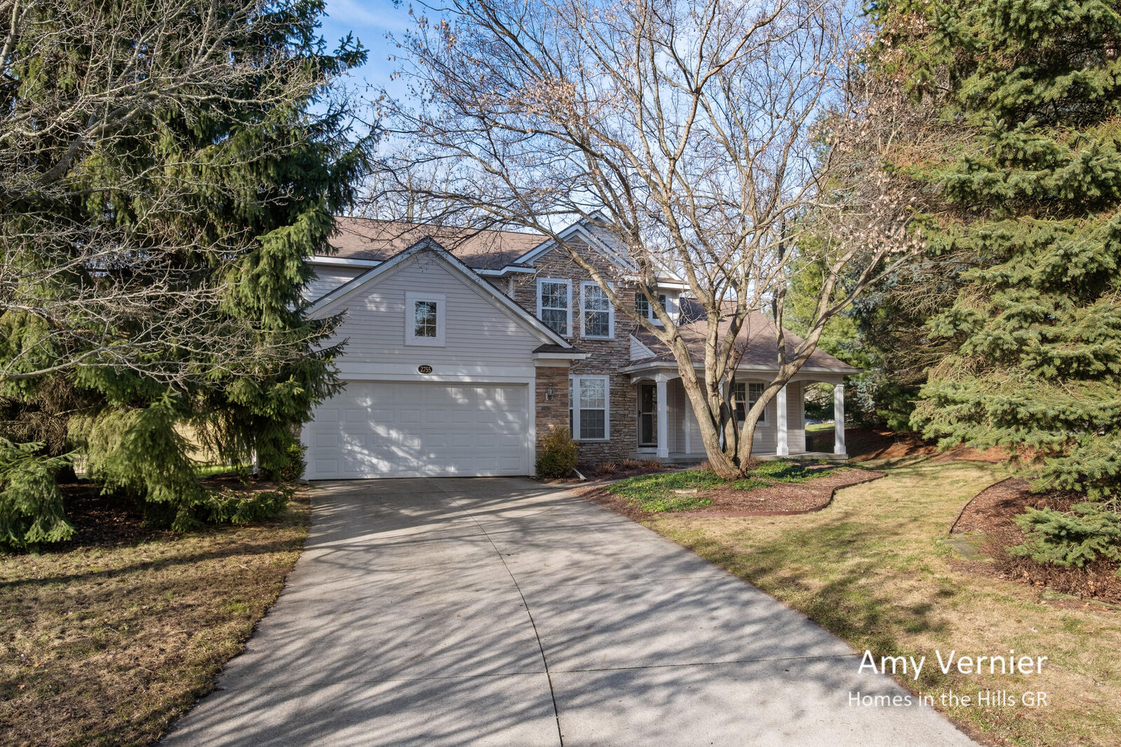 Property Photo:  2755 Arbor Chase Drive NE  MI 49525 